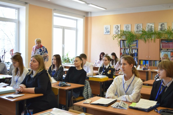 В 102 школе состоялась 17-я всероссийская научно-исследовательская конференция для обучающихся 3-11 классов "Многоликий Петербург"!