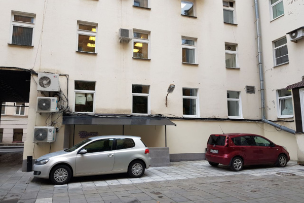 На Щербаковом переулке, 17а снесли незаконную пристройку по иску Госстройнадзора Санкт‑Петербурга