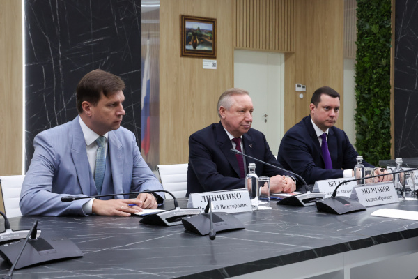 Подписание соглашения о намерениях между Санкт‑Петербургом и ООО «Специализированный застройщик «ЛСР.Простор» по строительству объектов спорта и культурно-досуговой деятельности в Северной части намывной территории Невской Губы Васильевского острова