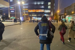 Специалисты Комитета продолжают дежурство у станций метро