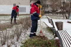 С началом снегопада коммунальные службы города перешли на усиленный режим работы