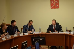 «Важно не только слушать, но и слышать»: Максим Мейксин предложил объединиться активным жителям района