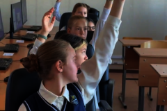 Школьники Петродворцового района смогут пройти обучение на курсах образовательного проекта «Алгоритмика»