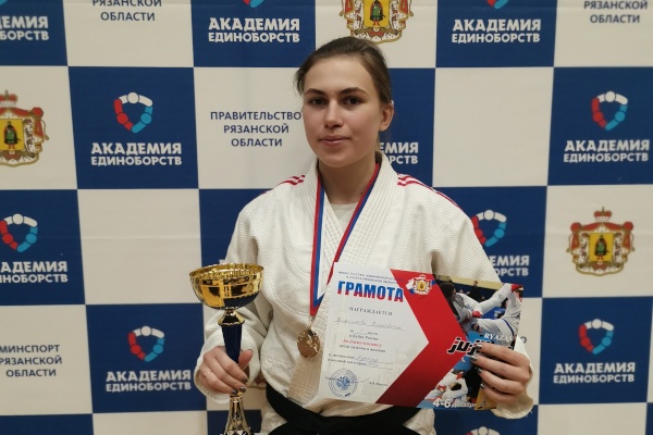 Елизавета Дедкова и Михаил Борок выиграли золото Кубка России по джиу-джитсу