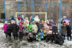 В рамках предновогодней акции «Новогодний патруль» на территории Московского района состоялось уличное мероприятие