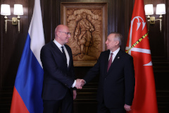 Губернатор Александр Беглов и вице-премьер Дмитрий Чернышенко обсудили развитие научно‑технологического потенциала Петербурга и реализацию крупных инновационных проектов