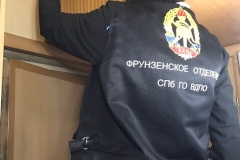 Во Фрунзенском районе продолжается акция по установке автономных пожарных извещателей в домах ветеранов и маломобильных граждан
