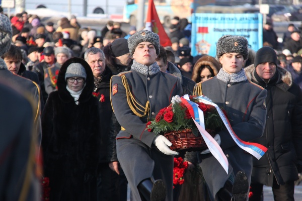 Во Фрунзенском районе состоялся митинг в честь 29-й годовщины вывода советских войск из Афганистана