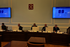 С начала года в зданиях образовательных организаций произошло 10 пожаров без серьезных последствий: в Смольном обсудили ликвидацию чрезвычайных ситуаций и пожарную безопасность