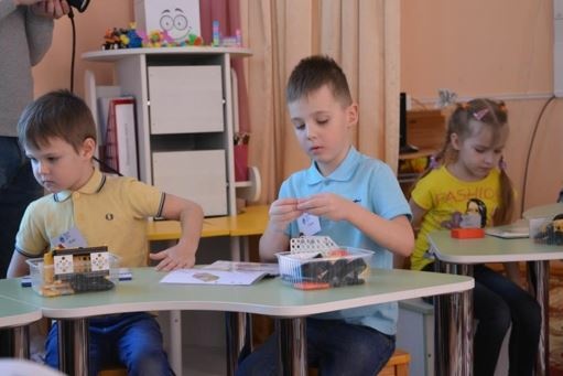 Комплекты робототехники в детские сады Выборгского района