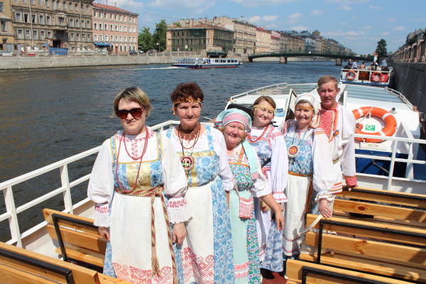 Речной карнавал