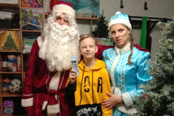 Поздравления с Новым годом детей из приемных семей