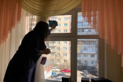 В детском саду № 48 продолжается весенняя уборка