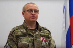 Участник специальной военной операции посетил донорскую акцию в гимназии №664 и вместе с учителями сдал кровь