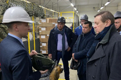 Бизнес-омбудсмен Санкт‑Петербурга посетил завод в Выборгском районе