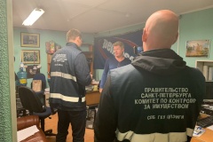 В Калининском районе освобождается незаконно используемый объект нежилого фонда площадью более двух тысяч квадратных метров, размещенный в помещении путепроводной развязки