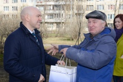 Константин Серов поздравил с 70-летием хозяина нашумевшей голубятни