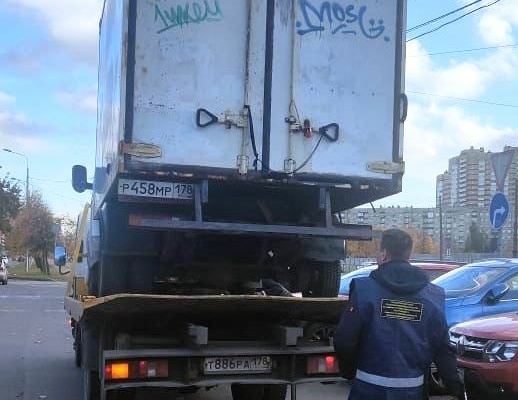 Рейд по ликвидации нелегальной торговли во Фрунзенском районе