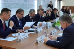 Максим Мейксин принял участие в круглом столе, посвященном интернет-торговле