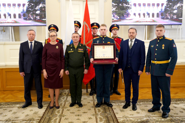Вручение медали «Золотая Звезда»