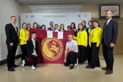 Торжественное закрытие регионального этапа конкурса «Профессионалы»: школа №376 Московского района вошла в десятку лучших по медальному рейтингу!