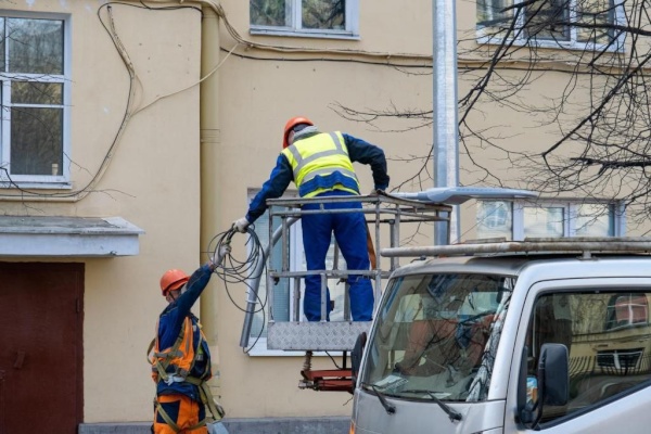 Завершена реконструкция наружного освещения улицы Дудко