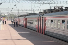 Запущено тактовое движение электричек между Петербургом  и Мельничным ручьем