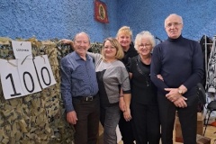 Активисты поселка Песочный сплели сотую маскировочную сеть