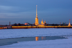 Александр Беглов: Петербургские специалисты сохраняют и воссоздают памятники Петербурга и Мариуполя