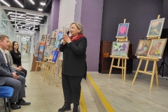 В библиотеке "Переплет" открылась выставка «Творчество без границ»