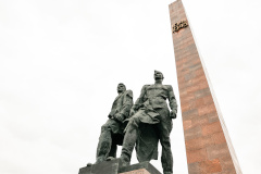 Александр Беглов и делегация Республики Беларусь во главе с премьер-министром Романом Головченко почтили память защитников Ленинграда