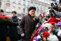 27 января у знаковых мемориальных мест Центрального района прошли торжественно-траурные церемонии