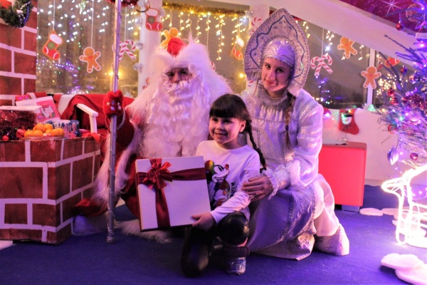 Резиденция Деда Мороза во Фрунзенском районе подвела итоги работы уходящего года