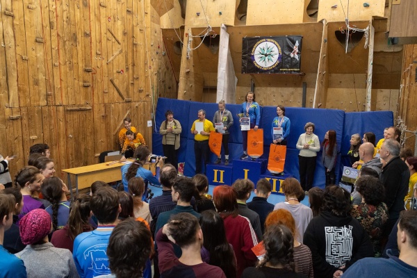 Подвигу ленинградцев посвящается: в Петербурге прошел XXXII турнир по спортивной спелеологии