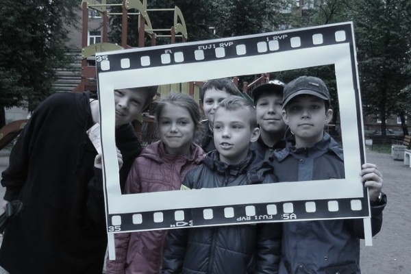 Библиотеки Невского района провели уличную акцию «Город в кадре»