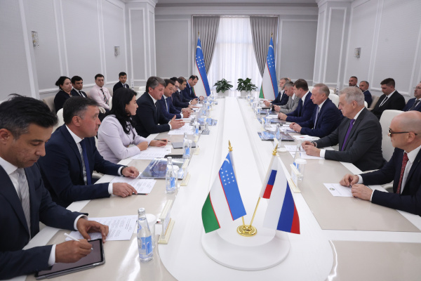 Подписание Плана по развитию сотрудничества между Правительством Санкт‑Петербурга и Хокимиятом города Ташкент