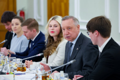 Александр Беглов: Петербург видит в волонтёрах важнейшую опору в реализации социально-экономических задач, стоящих перед городом