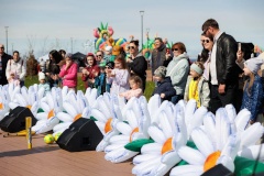 Поздравление главы администрации Петродворцового района с Днём защиты детей