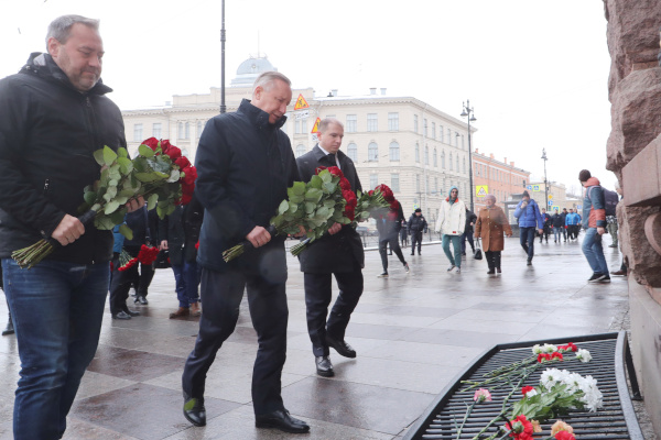 В Петербурге почтили память жертв теракта в метро
