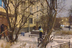 Жилищно-коммунальные службы Кировского района вышли на борьбу со снегом