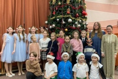 В ДД(Ю)Т Московского района состоялась музыкально-развлекательная программа «Новогодний подарок»