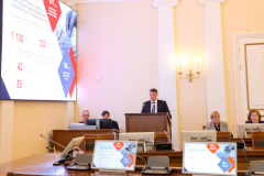 Александр Беглов: По программе «Содействие занятости населения» трудоустроено более 40 тысяч граждан, 12 тысяч прошли переобучение