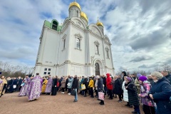 В Пушкинском районе Санкт‑Петербурга, прошла панихида об упокоении погибших при теракте в Крокус Сити Холле.