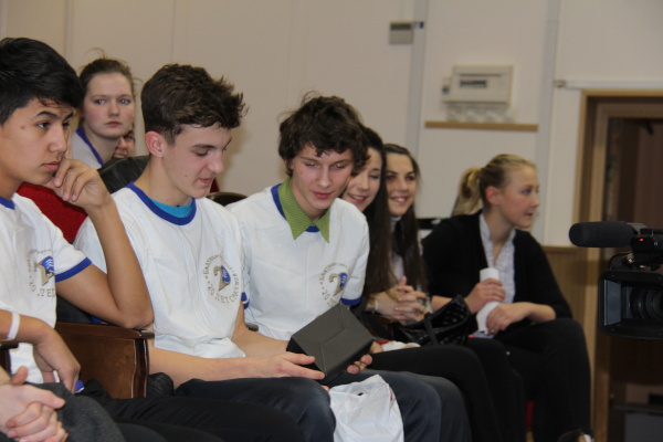 Спорт и творчество объединяет людей разных возрастов