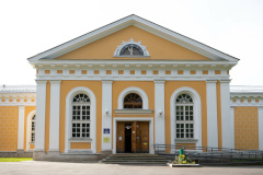 В спортивной школе олимпийского резерва Петродворцового района завершается капитальный ремонт системы вентиляции