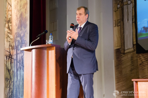 На базе Санкт‑Петербургского государственного электротехнического университета «ЛЭТИ» состоялась международная конференция «Управление муниципальными отходами как важный фактор устойчивого развития мегаполиса»