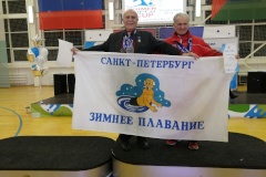 Моржи Московского района вернулись из Тюмени с медалями