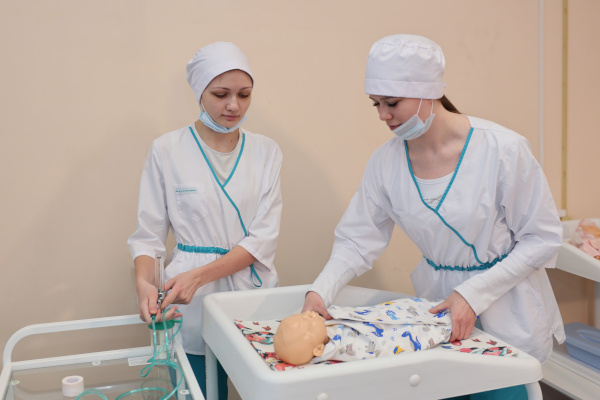 Осмотр кабинетов доклинической подготовки среднего медицинского персонала медицинского колледжа им. В.М.Бехтерева