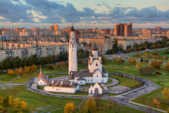 На сайте Комитета по благоустройству Санкт‑Петербурга завершилось интернет-голосование о качестве осенней уборки районов города.