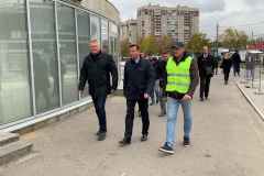 Благоустройство территории у станции метро «Проспект Большевиков» завершается
